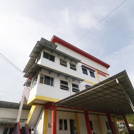 Hotel Reddoorz Syariah Near Bscc Dome Balikpapan  Esterno foto