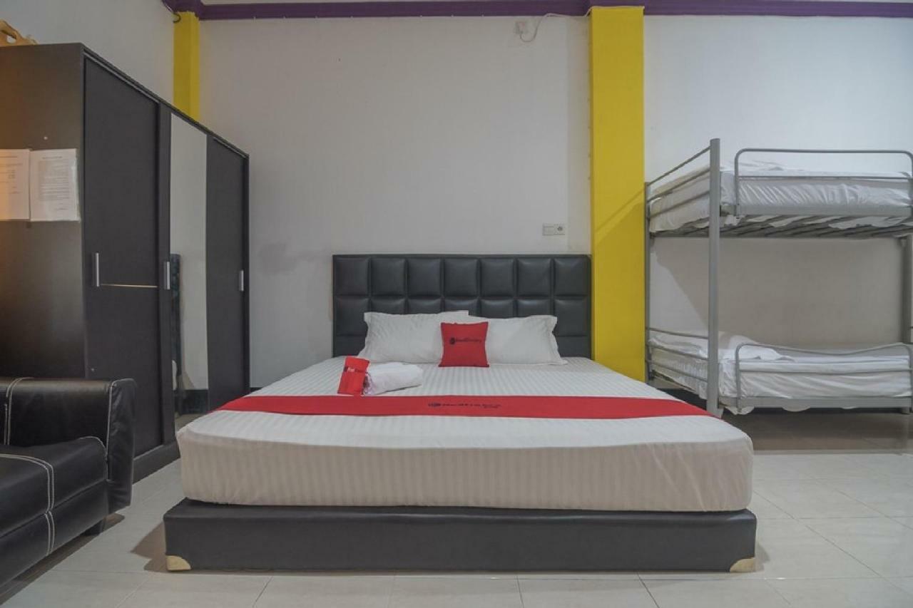 Hotel Reddoorz Syariah Near Bscc Dome Balikpapan  Esterno foto